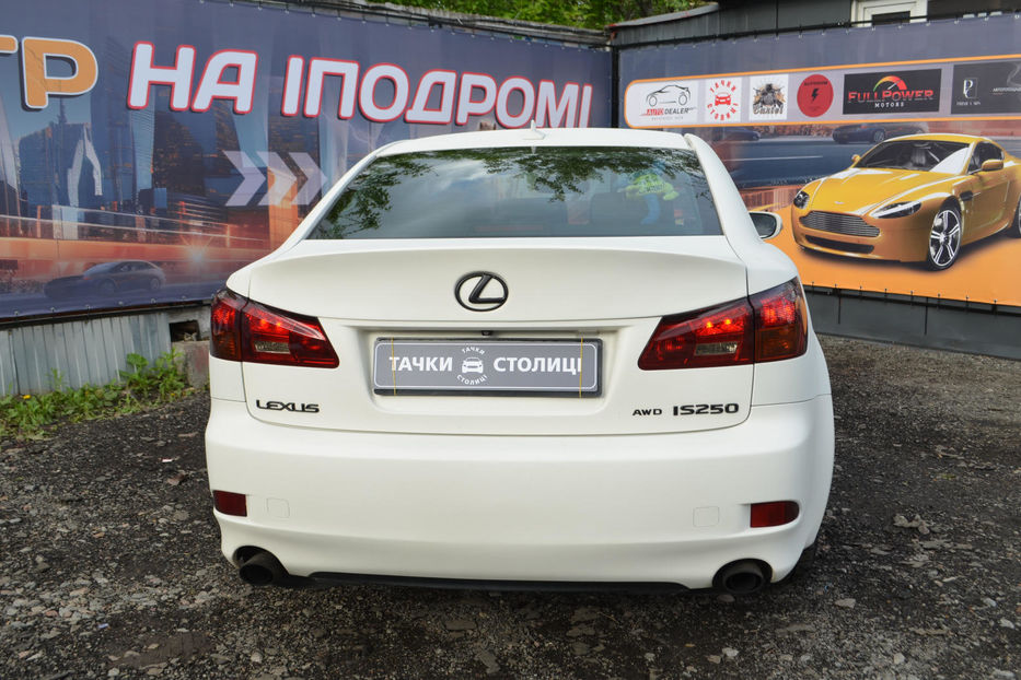 Продам Lexus IS 250 2010 года в Киеве