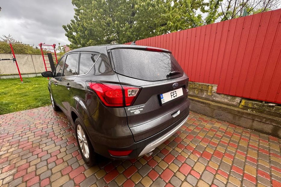 Продам Ford Escape SE 2019 года в Виннице