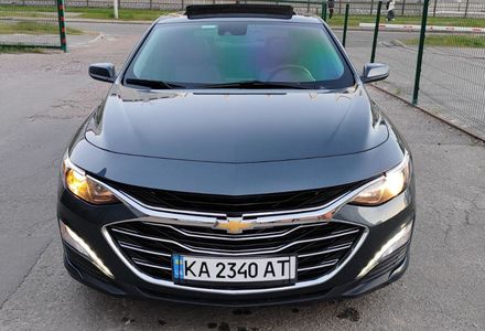 Продам Chevrolet Malibu hubrid 2019 года в Киеве