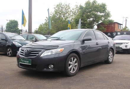Продам Toyota Camry 2011 года в Одессе