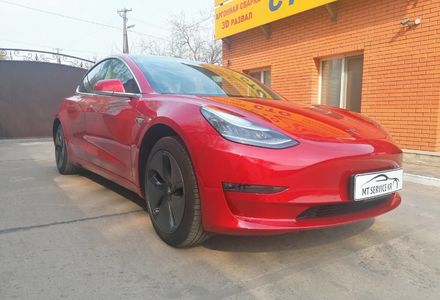 Продам Tesla Model 3  Long Range 2018 года в г. Кривой Рог, Днепропетровская область