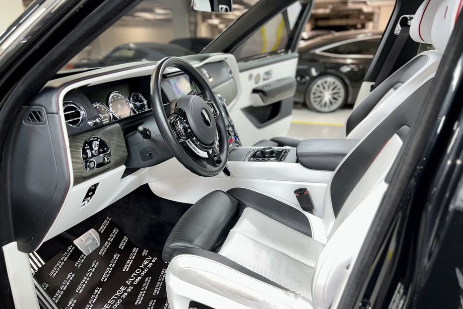Продам Rolls-Royce Cullinan 2018 года в Киеве