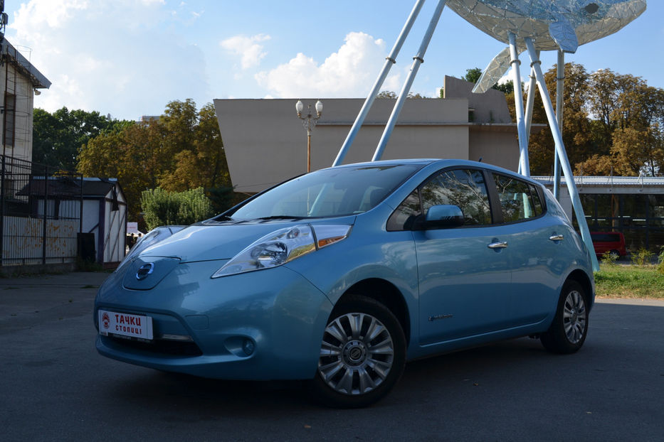 Продам Nissan Leaf 2015 года в Киеве