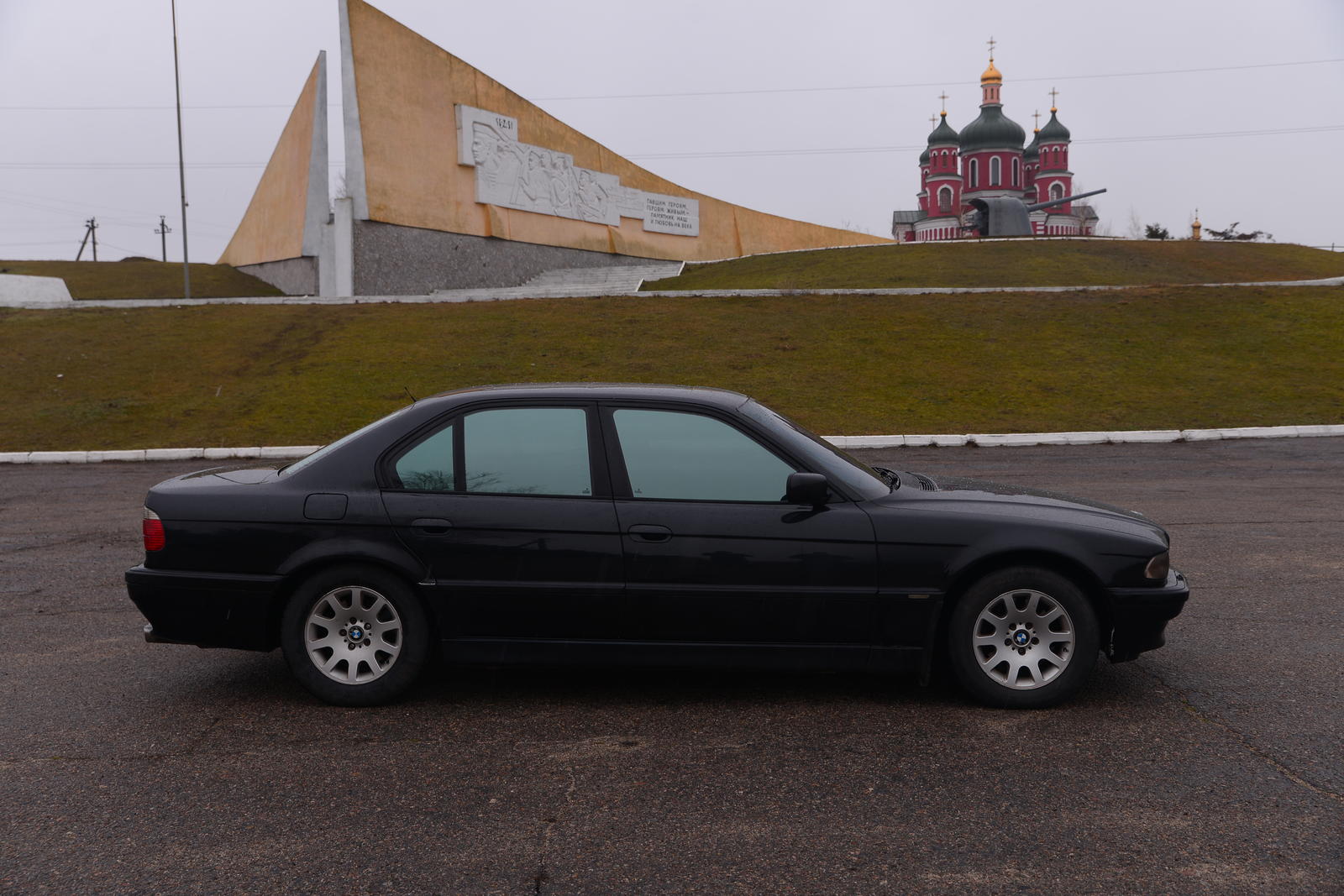 Продам BMW 740 е38 в г. Геническ, Херсонская область 1999 года выпуска за 8  200$