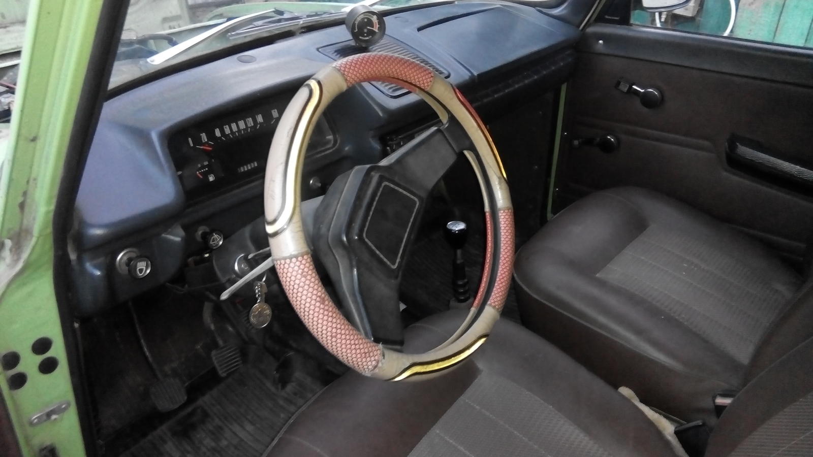 kupit-moskvich-azlk-21215-izh-