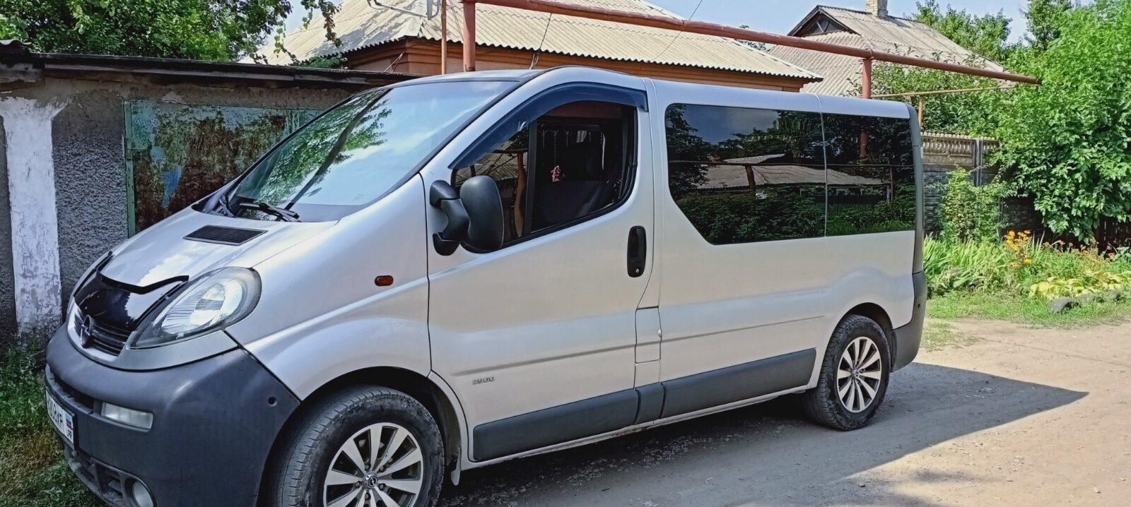 Продам Opel Vivaro пасс. в г. Стаханов, Луганская область 2005 года выпуска  за 9 000$