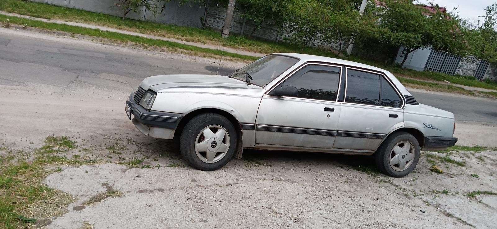 Продам Opel Ascona в г. Канев, Черкасская область 1982 года