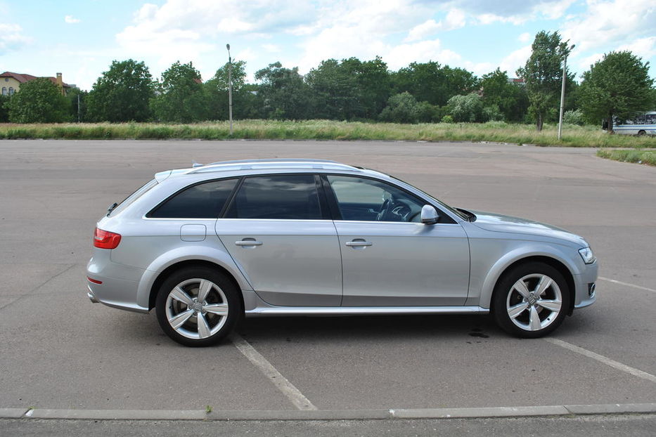 Продам Audi A4 Allroad 2015 года в Львове