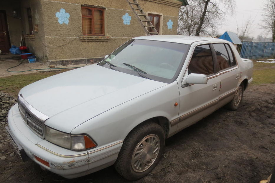 Продам Chrysler Saratoga 1992 года в Ровно