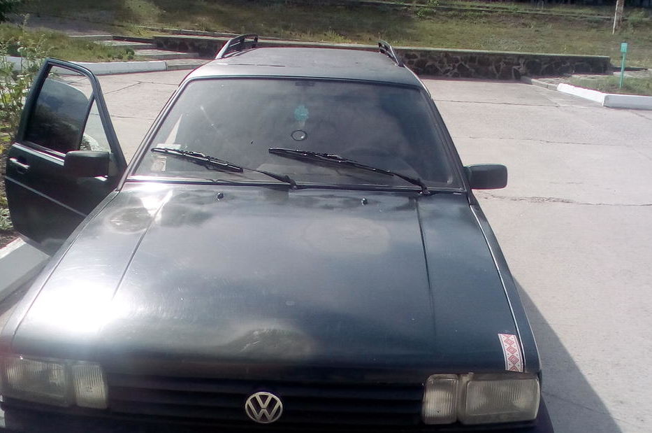 Продам Volkswagen Passat B2 крокодил 1988 года в г. Кузнецовск, Ровенская область