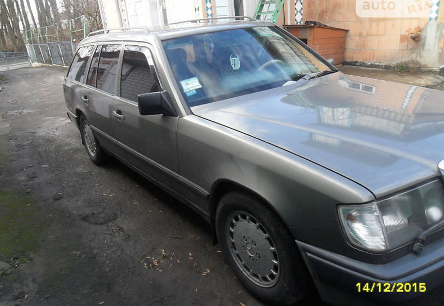 Продам Mercedes-Benz 300 1989 года в Ровно