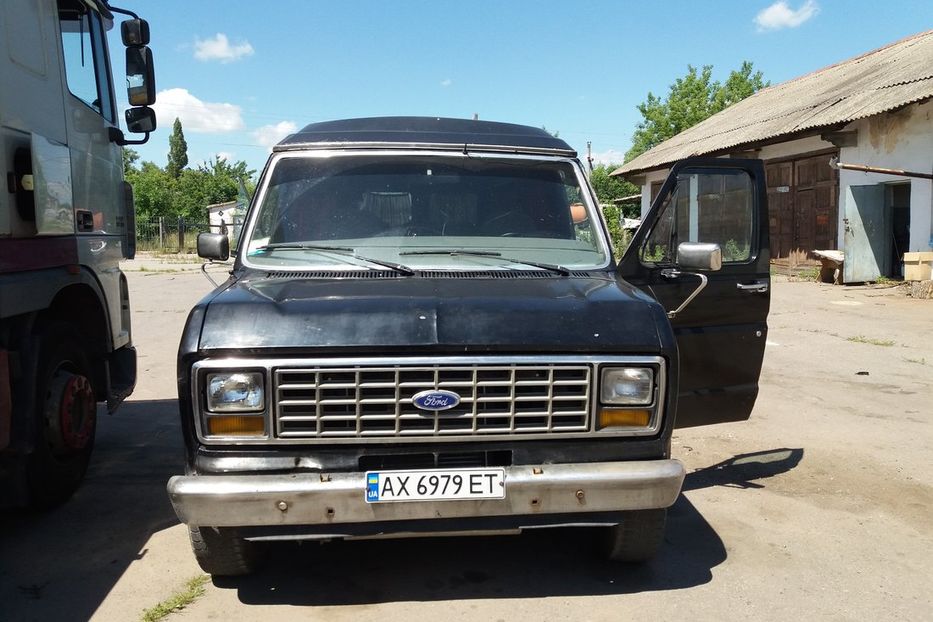 Продам Ford Econoline 1988 года в Харькове