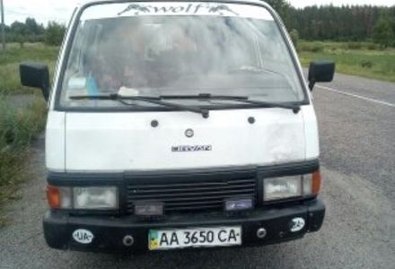 Продам Nissan Urvan 1995 года в г. Брусилов, Житомирская область