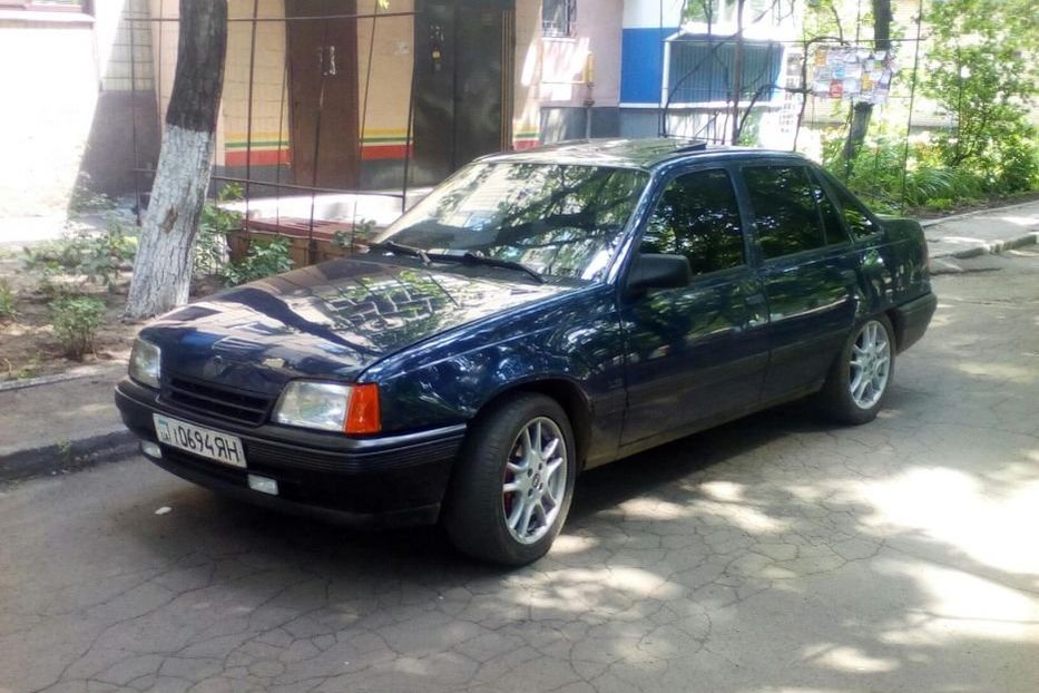 Продам Opel Kadett в г. Кривой Рог, Днепропетровская область 1987 года выпуска за 2 200$ Продам Opel Kadett 1987 года в г. Кривой Рог, Днепропетровская область
