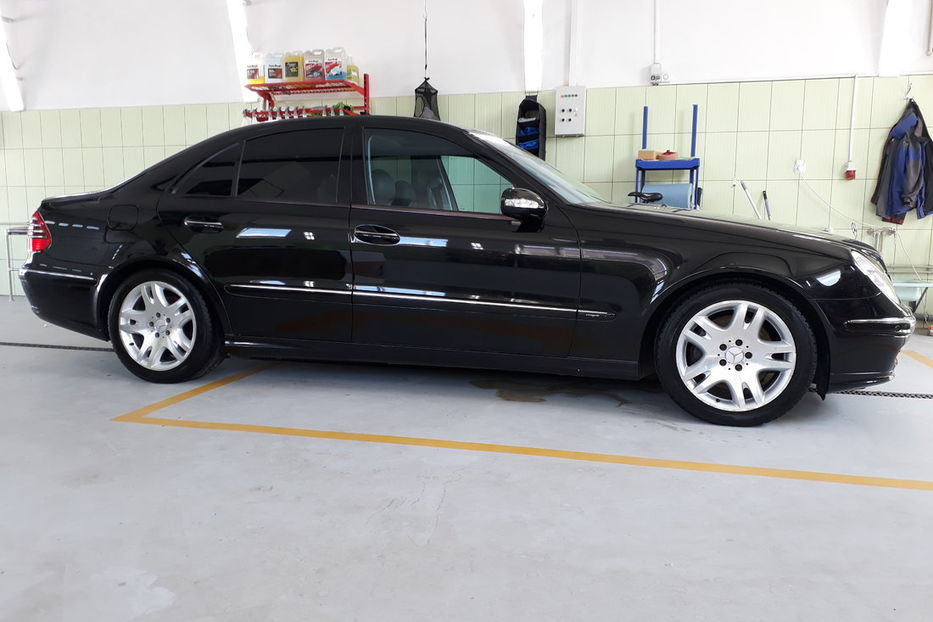 Продам Mercedes-Benz E-Class E 400 cdi в Луцке 2004 года выпуска за 11 650$ Продам Mercedes-Benz E-Class E 400 cdi 2004 года в Луцке