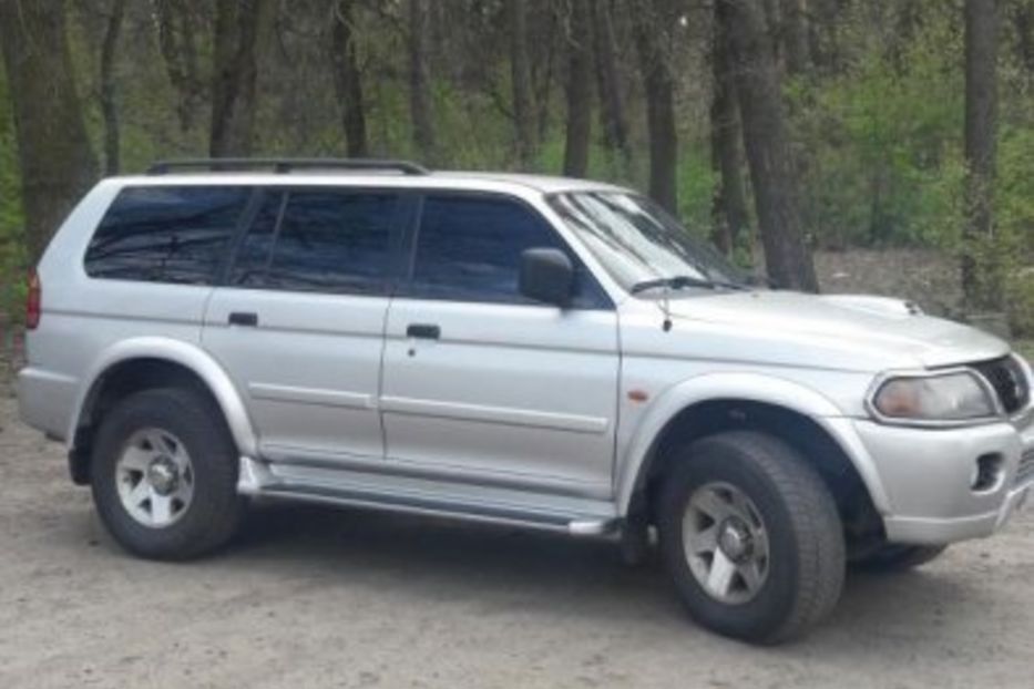 Продам mitsubishi pajero