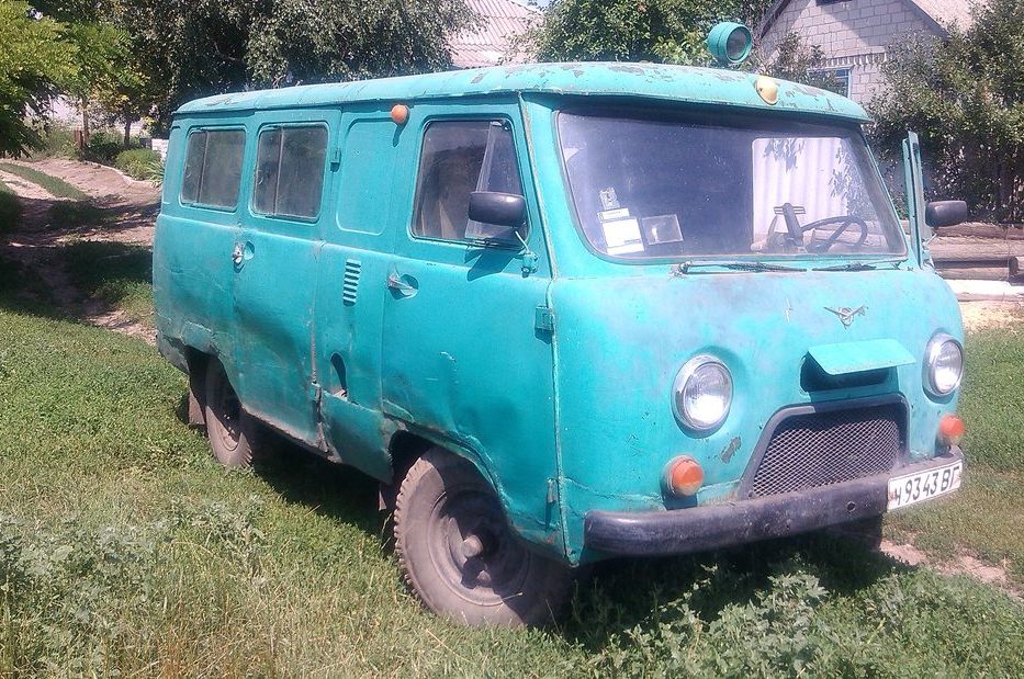 Продам УАЗ 452 Д с 1993 года 452 А 1979 года в г. Троицкое, Луганская область