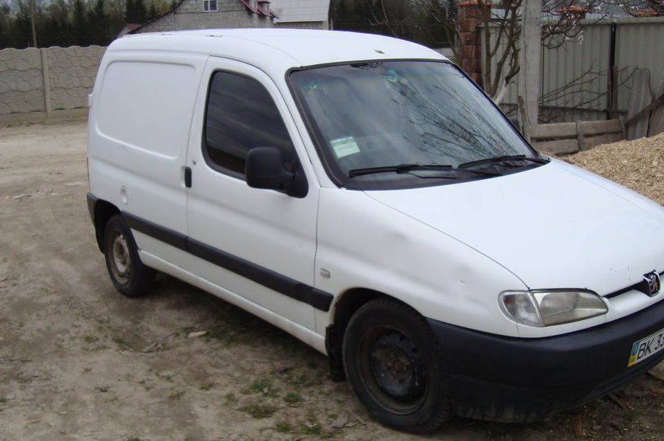 Продам Peugeot Partner груз. 1999 года в Ровно