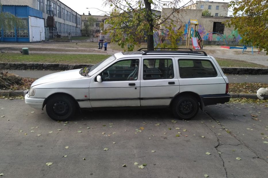Купить Форд Сиерра 1990