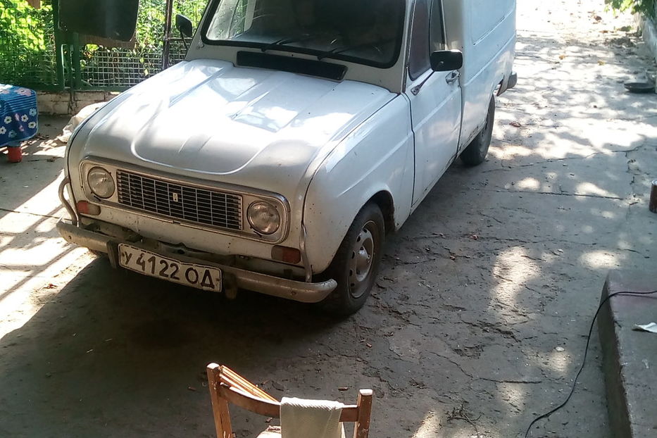 Продам Renault 4 2730 1982 года в Одессе