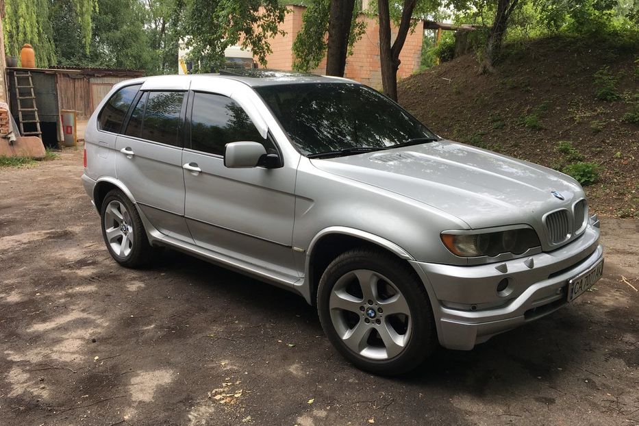 Продам BMW X5 2003 года в Черкассах