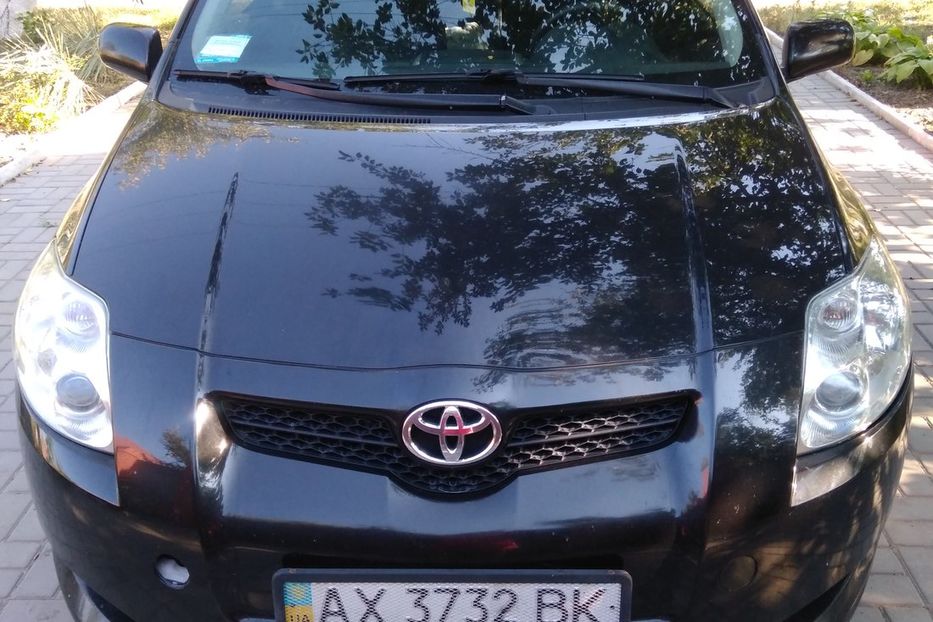 Продам Toyota Auris 2008 года в Харькове