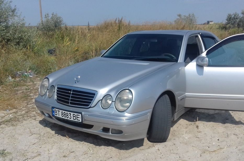 Продам MercedesBenz EClass 210 Е 320 cdi в Херсоне 2000