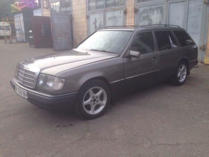 Продам Mercedes-Benz 300 124 1992 года в Черкассах