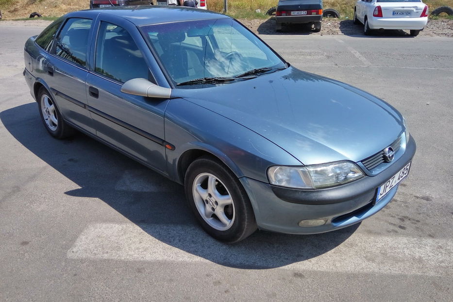 Продам Opel Vectra B в Харькове 1998 года выпуска за 1 700$ Продам Opel Vectra B 1998 года в Харькове