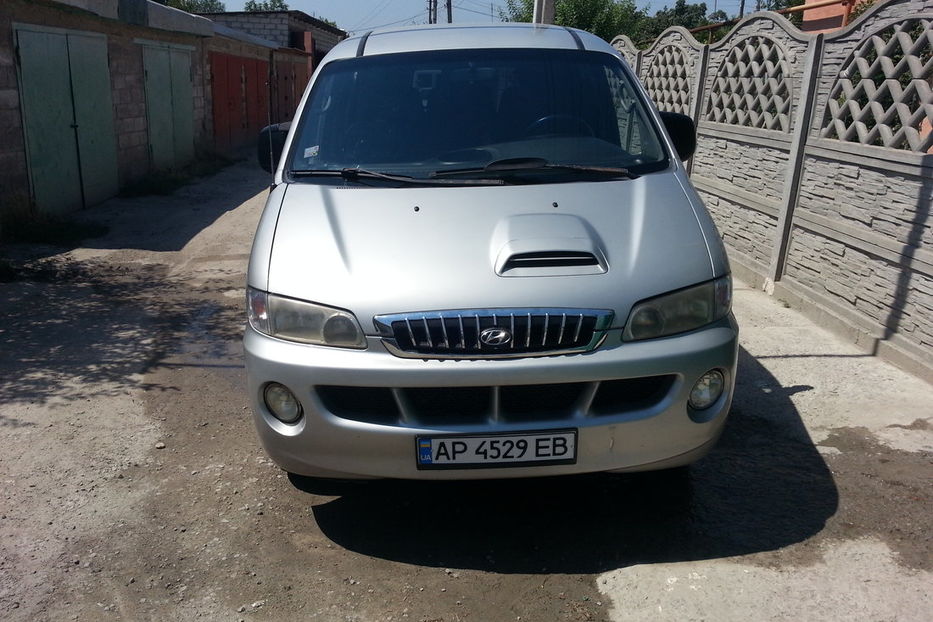 Продам Hyundai H1 пасс. 2006 года в Запорожье