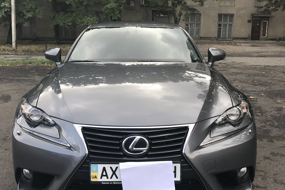 Продам Lexus IS 250 2013 года в Харькове