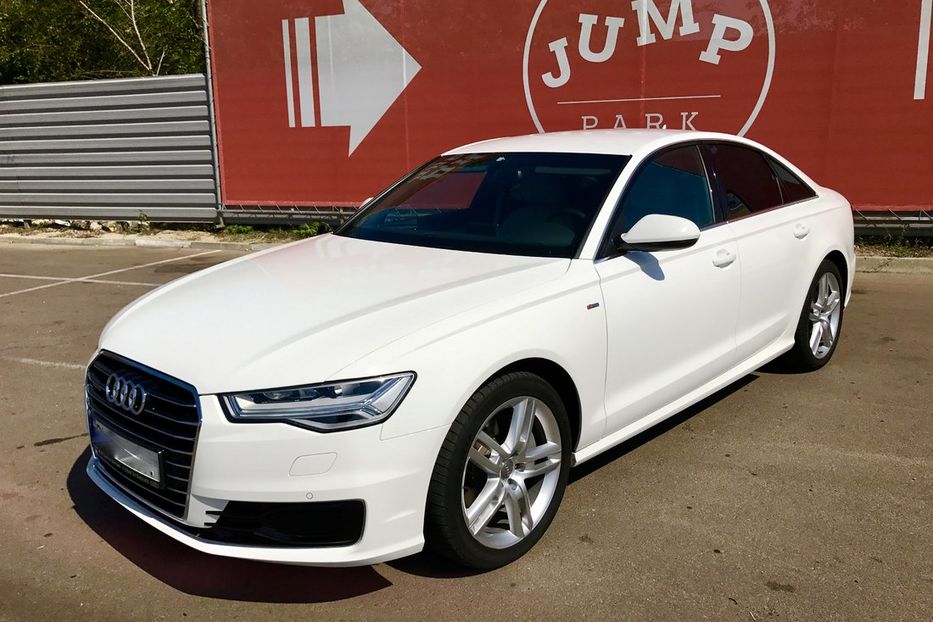 Продам Audi A6 TFSI 2.0 Quattro 2016 года в Одессе