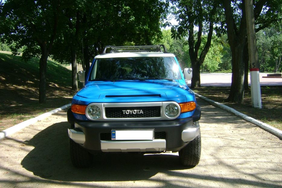 Продам Toyota FJ Cruiser 2008 года в Кропивницком