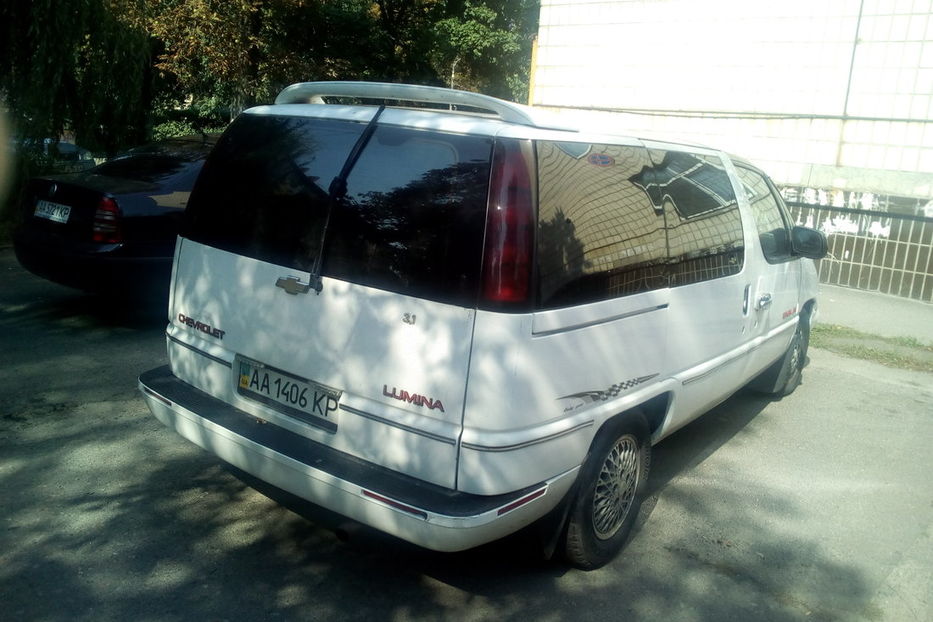 Продам Chevrolet Lumina 3.1 1990 года в Киеве