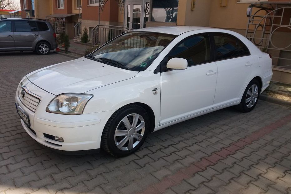 Фото 2006 года. Тойота Авенсис белая 2006. Тойота Авенсис 2007 белая. Toyota Avensis белый. Белый Авенсис 220.