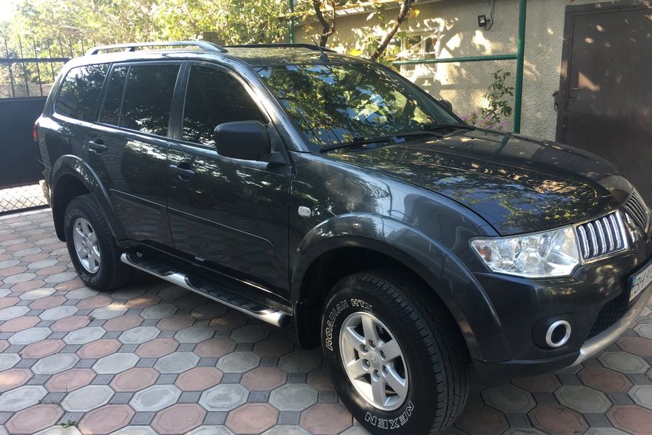 Mitsubishi pajero sport 2011 год. Мицубиси Паджеро спорт 2011 года 2.5 дизель.