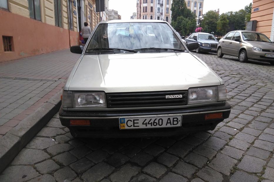 Продам Mazda 323 1987 года в Черновцах