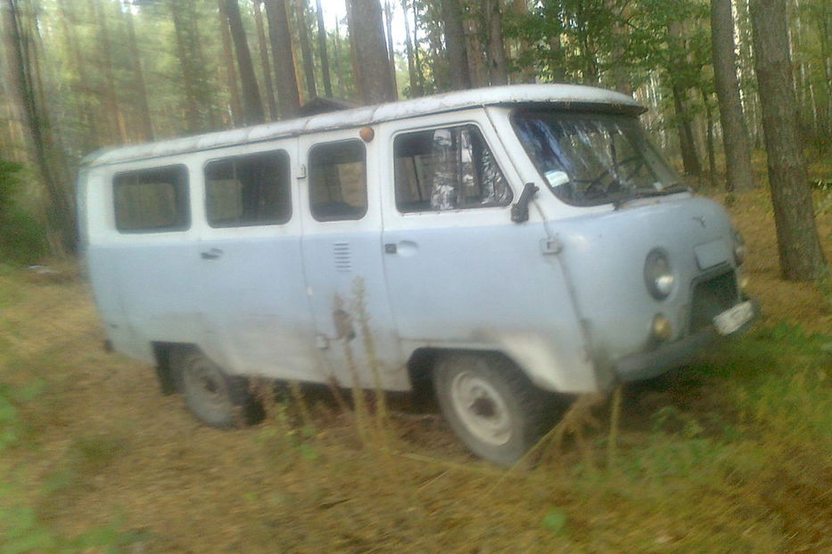 Продам УАЗ 2206 пасс. без документов 1990 года в Киеве
