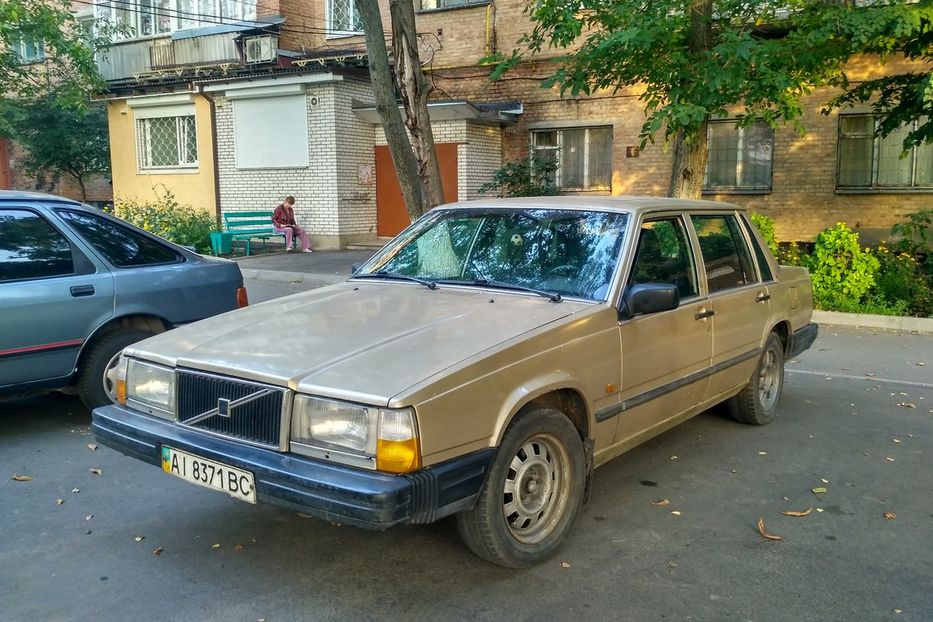 Продам Volvo 744 1987 года в г. Белая Церковь, Киевская область
