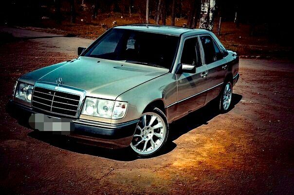 Продам Mercedes-Benz 260 1988 года в Днепре