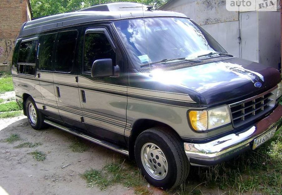 Продам Ford Econoline E 150 1993 года в г. Мостиска, Львовская область