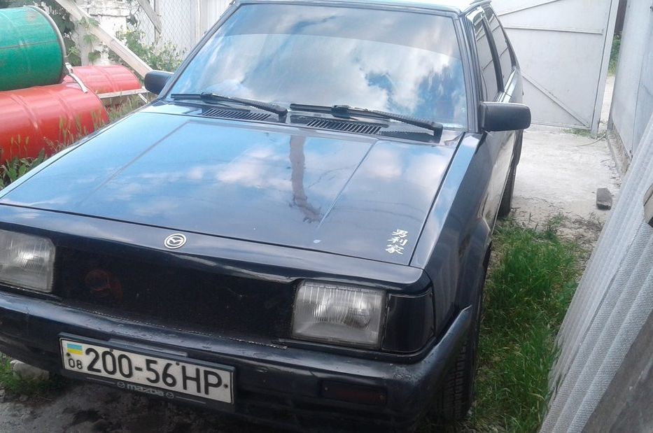 Продам Mazda Familia 323 1984 года в Запорожье