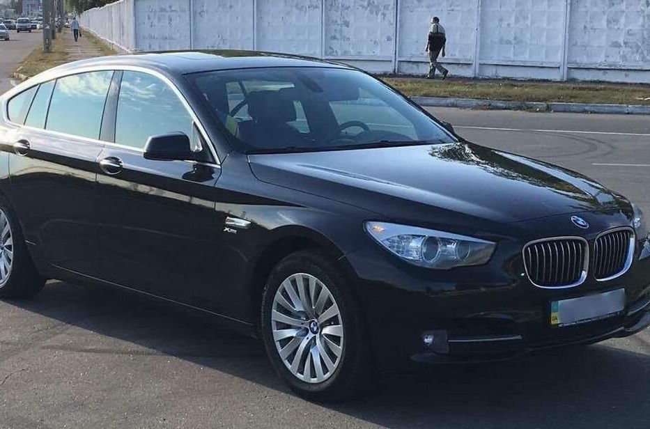 Продам BMW 5 Series GT Xdrive 2011 года в Киеве