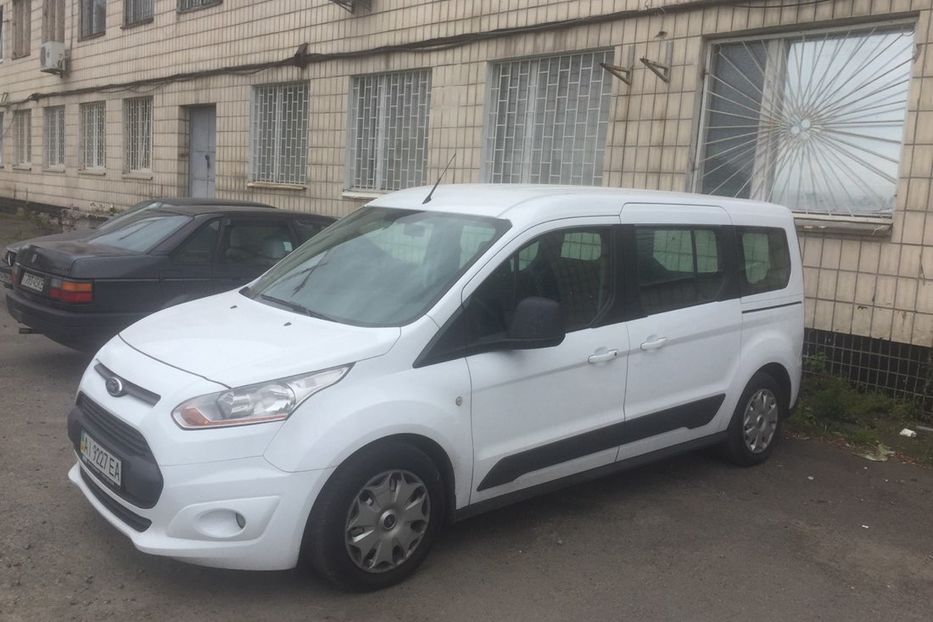 Продам Ford Ford      Connect пассажир 2015 года в Киеве