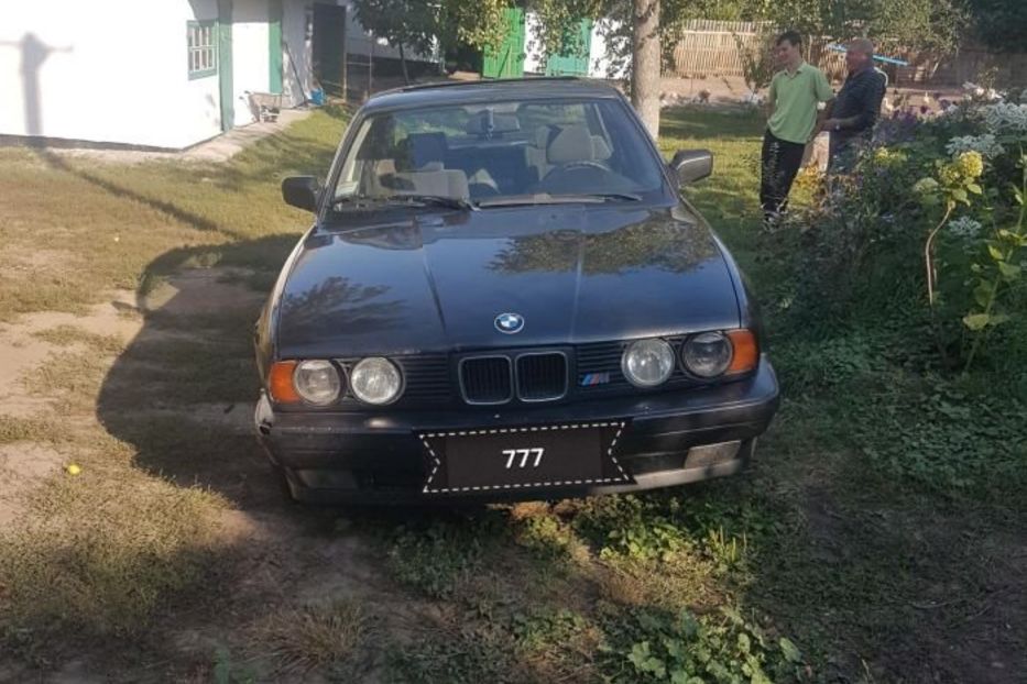 Продам BMW 520 E34 1990 года в г. Лубны, Полтавская область