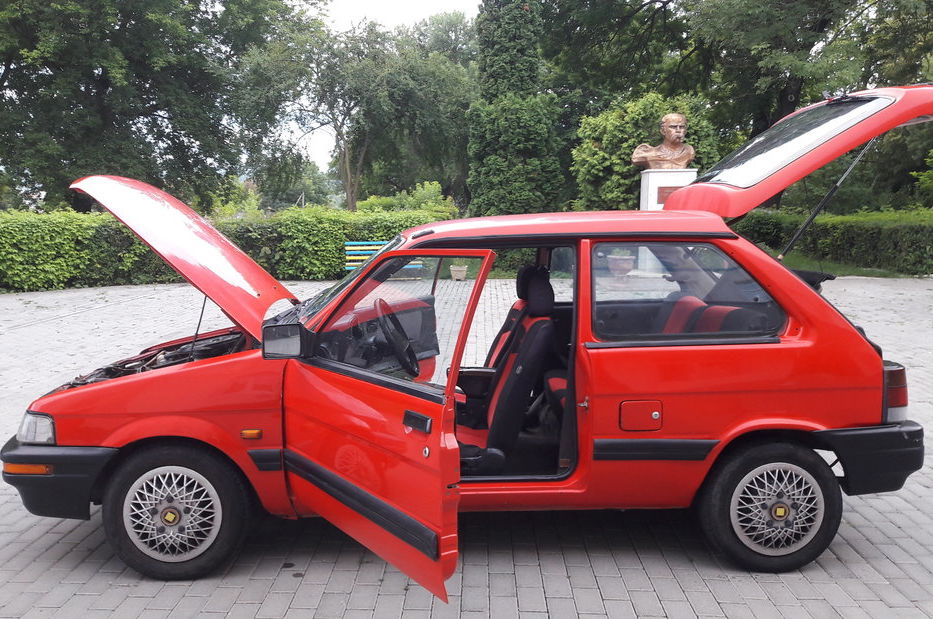 Продам Subaru Justy 1989 года в Черновцах