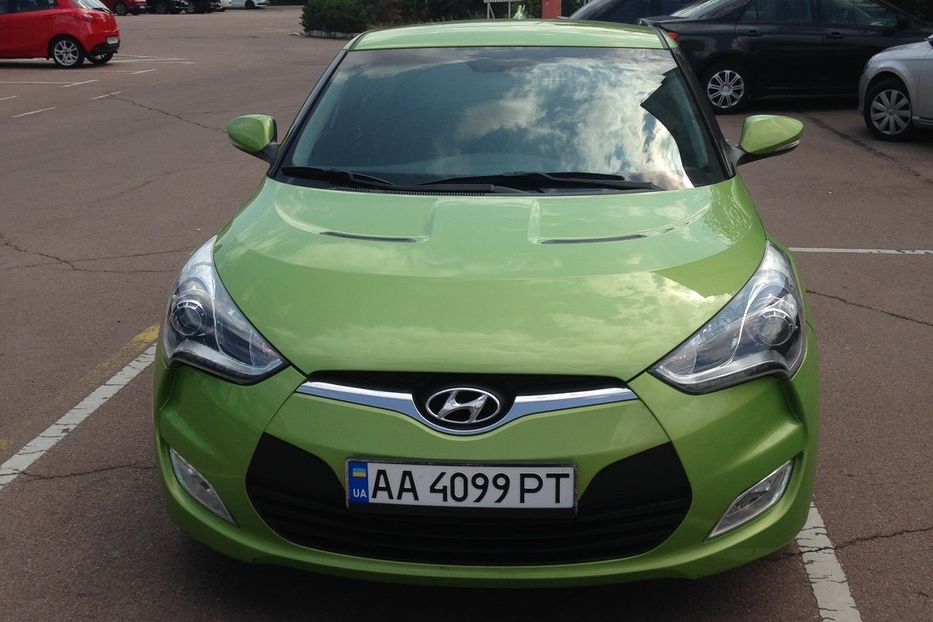 Продам Hyundai Veloster 2012 года в Киеве