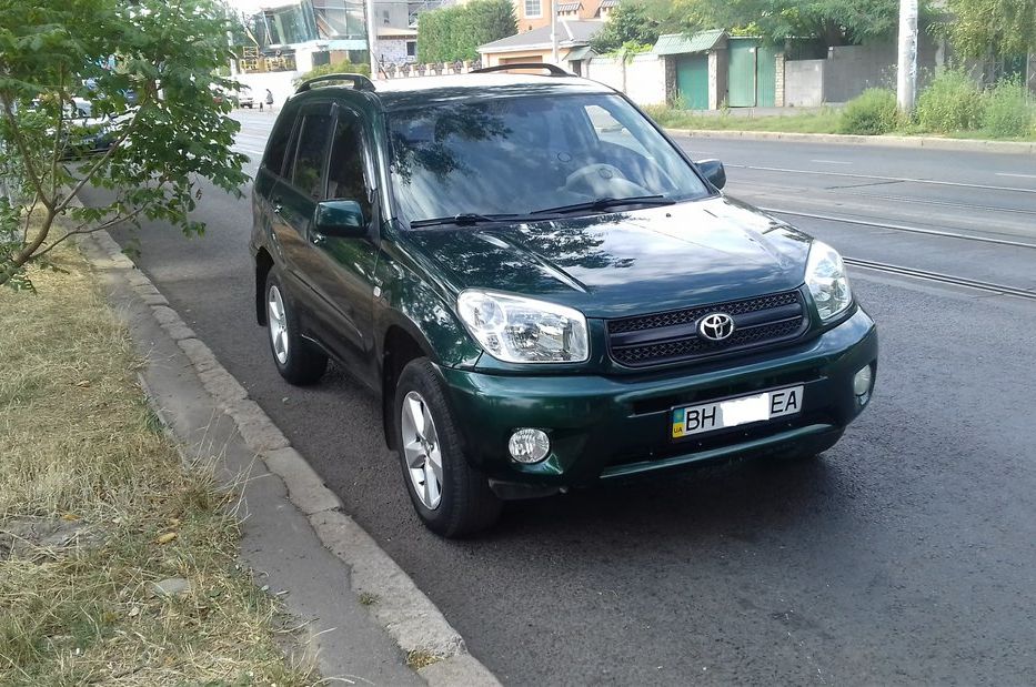 Продам Toyota Rav 4 2004 года в Одессе