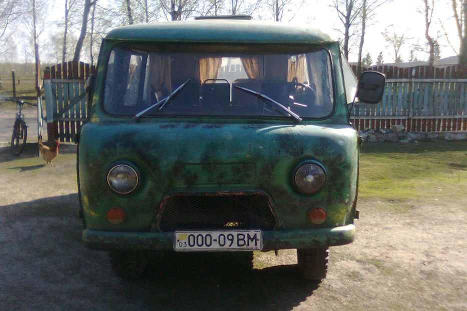 Продам УАЗ 2206 1988 года в г. Колки, Волынская область