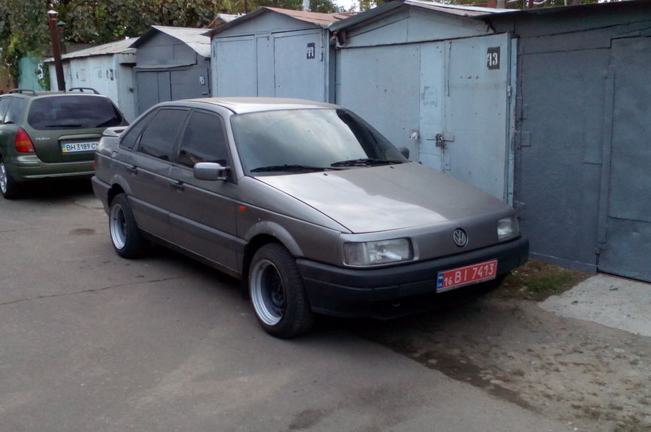Продам Volkswagen Passat B3 1993 года в Одессе